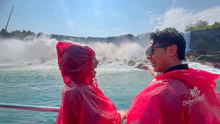 Niagara Falls Exclusive Walking Tour: Voyage to the Falls - What Makes This Tour Stand Out?