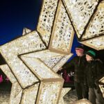 Niagara Falls Festival of Lights Tour from Toronto - Experience the Festival of Lights