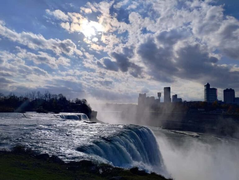 Niagara Falls Winter Wonderland Tour - Who Should Consider This Tour?