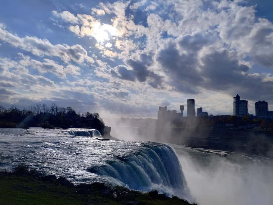 Niagara Falls Winter Wonderland Tour - Who Should Consider This Tour?