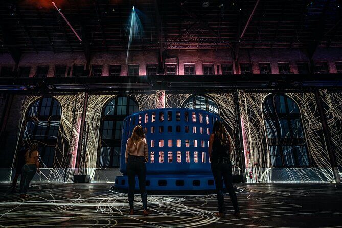 Night on Niagara Small Group Tour with Power Station Light Show - Analyzing the Value