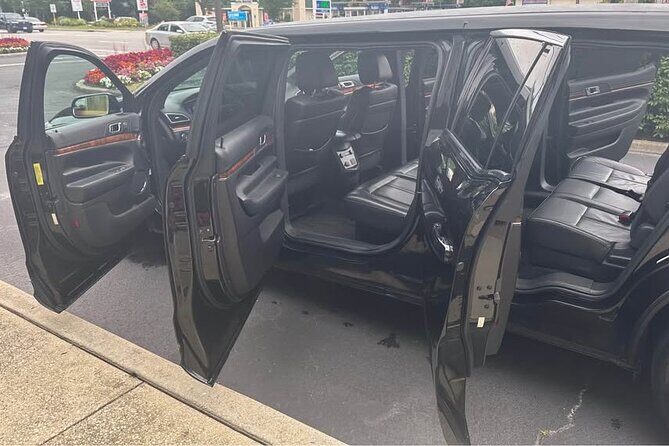 NON BUS Lincoln MKT 6 door Limousine Traverse City Wine Tour - FAQ