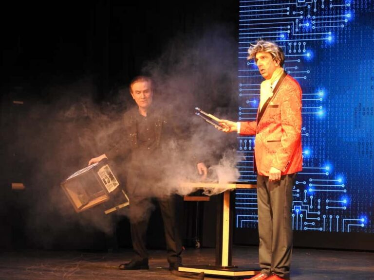 NYC: Broadway Magic Hour Show in Times Square - What to Expect During the Show