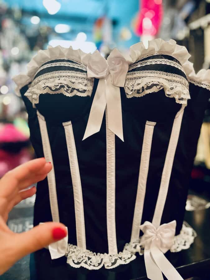 NYC: East Village Underground Fashion Tour - Who Will Enjoy This Tour?