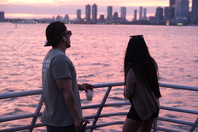 NYC Evening Cruise Golden Hour with Breathtaking Views - What to Expect at Each Stop