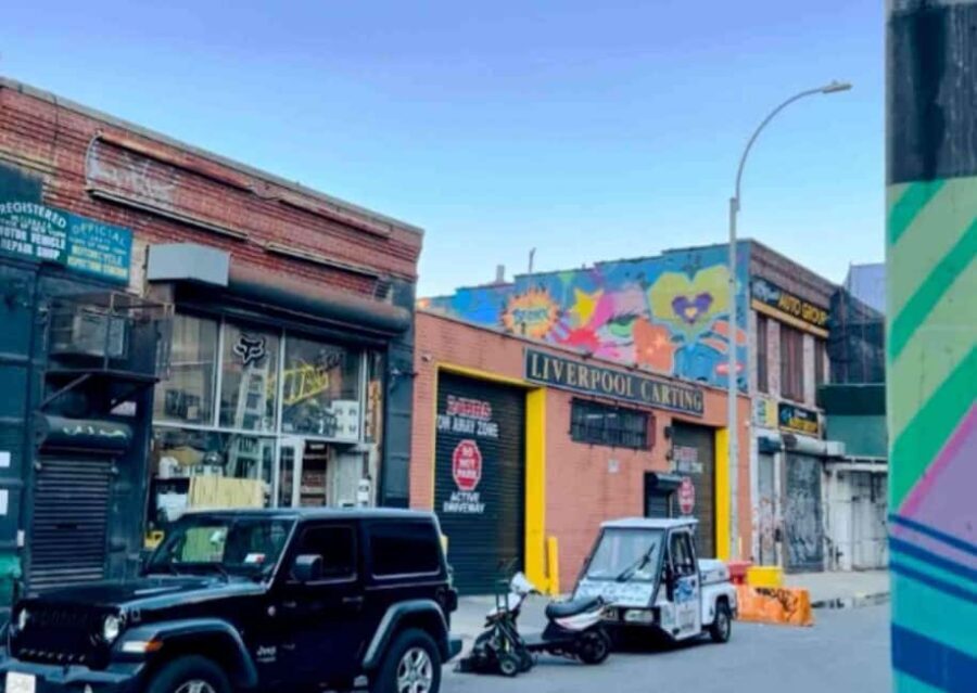 NYC | French guided tour Hip-Hop in East Harlem & Bronx - In-Depth Look at the Tour Experience