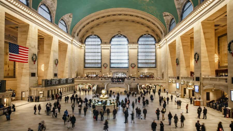 NYC Gossip Girl Tour: Best of NYC Private Experience - Living the Gossip Girl Lifestyle