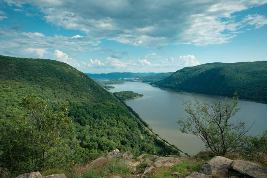 NYC: Hudson Valley Private Day Tour - Transportation and Comfort