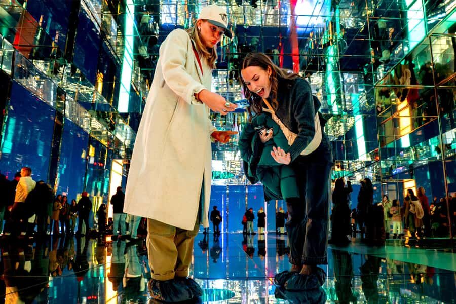 NYC: Midtown Small Group Walking Tour with SUMMIT One - Practical Details and Value