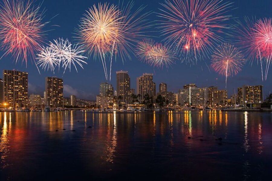 Oahu: Waikiki Friday Night Fireworks Catamaran (Wahine Koa) - What to Expect During the Cruise