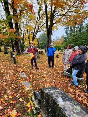 Oak Grove Cemetery Walking Tour - The Experience: Practical Insights