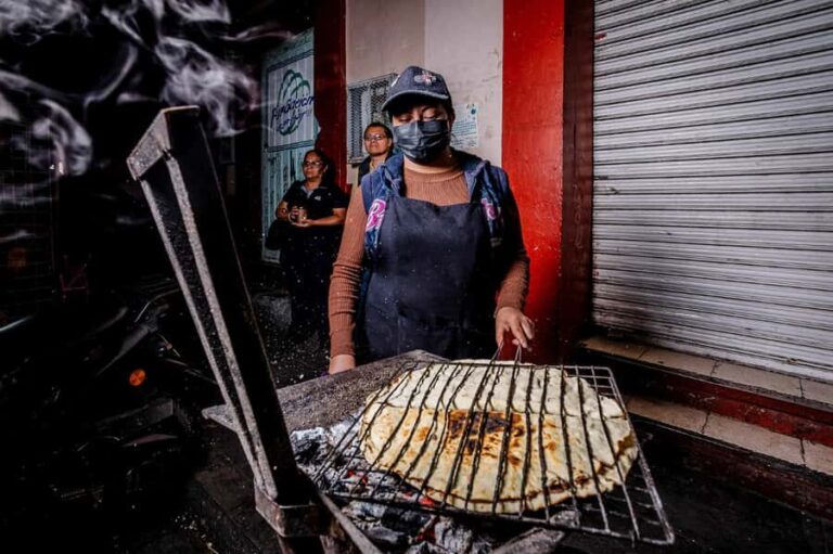Oaxaca: Evening Street Food Tour with 14+ Tastings - The Drinks and Desserts