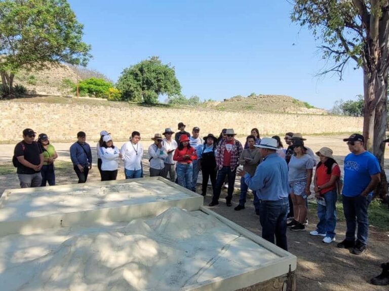 Oaxaca: Monte Albán Tour with Breakfast at Abastos Market - Practical Details and Considerations