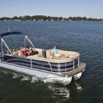 One Hour Private Pontoon Boat Lake Tour - An In-Depth Review of the One Hour Private Pontoon Boat Lake Tour