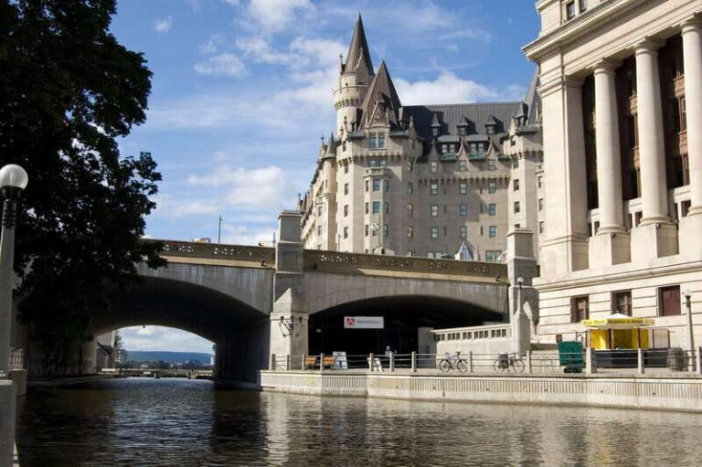 Ottawa: Guided Bike Tour through Ottawa and Gatineau - Who Will Love This Tour?