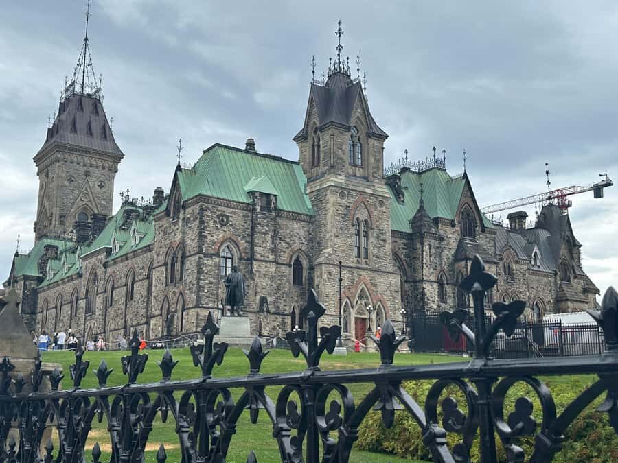 Ottawa: Heritage Walking Tour - Exploring Ottawa’s Landmarks and Stories