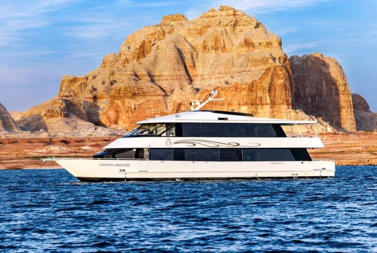 Page: Wahweap Bay Canyon Princess Yacht Dinner Cruise - What Makes This Experience Stand Out?