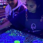 Paint-In-Dark Drawing Class in New York - What Makes It Special?