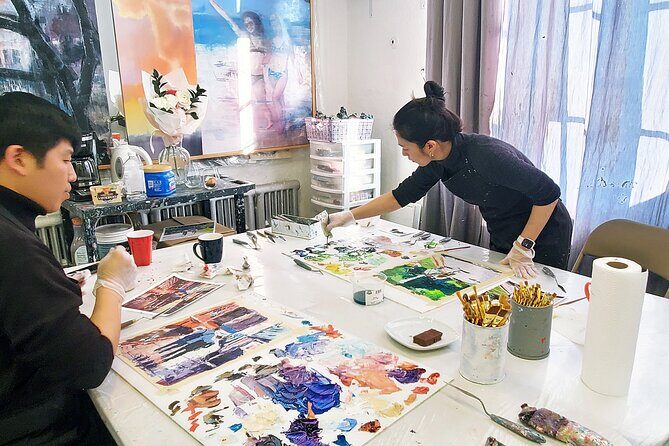 Paint Your New York-Inspired Masterpiece - An Artistic Spin on NYC in Brooklyn