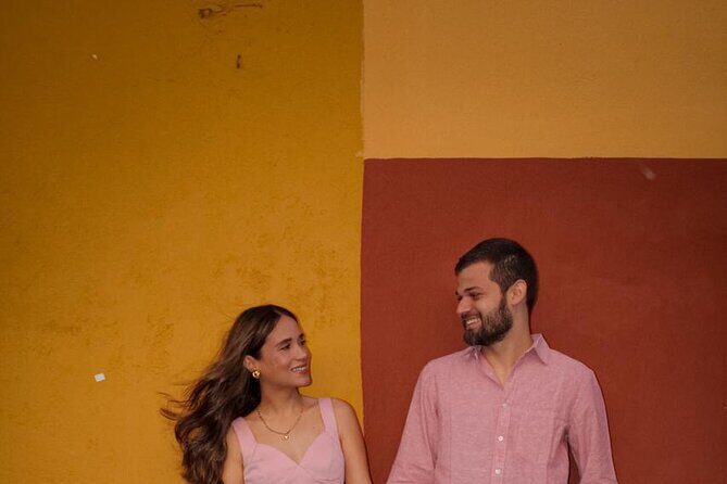 Paparazzi staff in San Miguel de Allende - Why This Tour Is Worth Considering