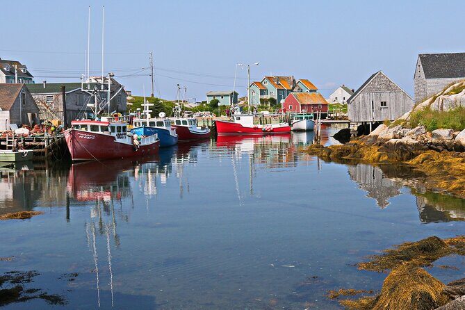 Peggy's Cove, Queensland Beach, Mahone Bay, Lunenburg 8hr - What Travelers Say