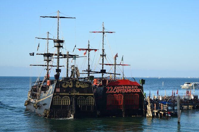 Pirate Night! Dinner, Fun and Show at Cancun - Analyzing the Value and Experience