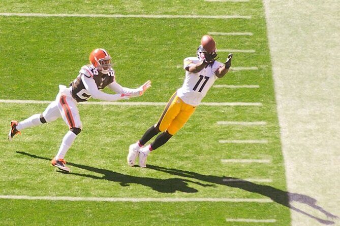 Pittsburgh Steelers Football Game at Acrisure Stadium - The Stadium Experience: A Closer Look