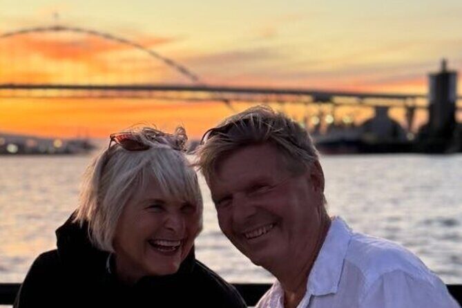 Portland 2 hours Tiki Sunset Cruise Willamette River - The Experience: What Travelers Might Expect