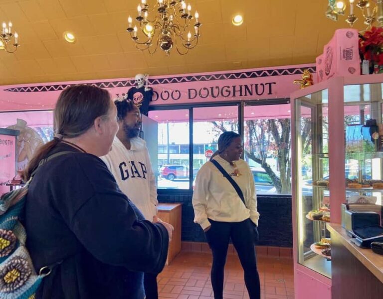 Portland Oregon: Doughnut and Coffee Bike Tour with Tastings - The Itinerary: A Closer Look at Portland’s Doughnut and Coffee Scene