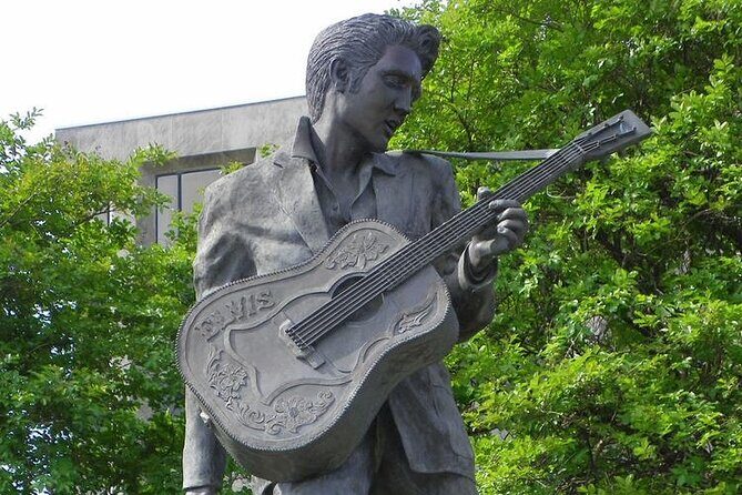 Premium Elvis Experience: City Tour with Graceland Tickets - Who Should Consider This Tour?