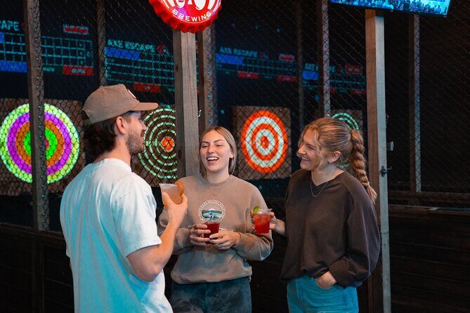 Private 1 Hour Axe Throwing Experience in Texas - Who Will Love This?