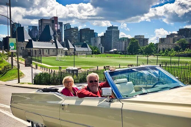 PRIVATE 3-hour COMPLETE tour of Montréal in convertible Cadillac - The Experience of Cruising in a Classic Car