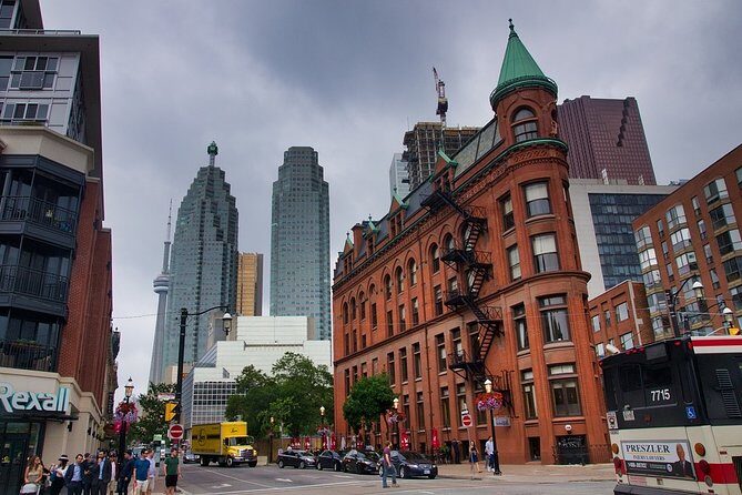 Private 3-hour walking tour of Toronto with licensed tour guide - What Past Participants Say