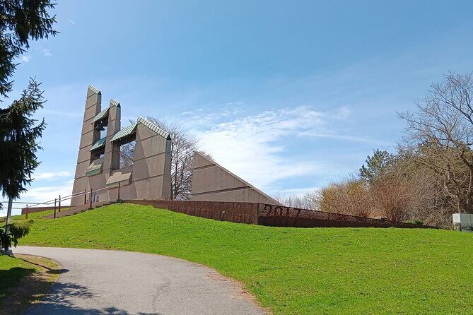 Private 5 Hour Tour to Peggys Cove and Historic Halifax - Transport, Timing, and Flexibility