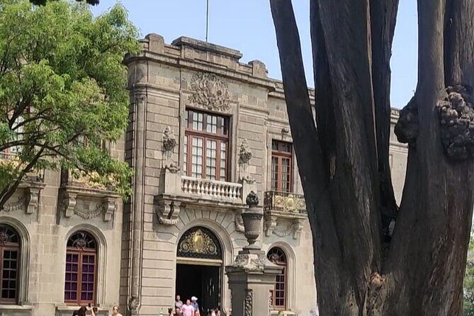 Private and Guided Tour to Chapultepec Castle with Transportation - Exploring the Itinerary: What’s in Store for You