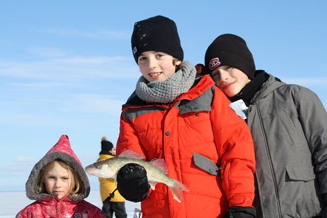 Private Canadian Winter Adventure Ice Fishing and Snowshoeing - The Experience in Detail