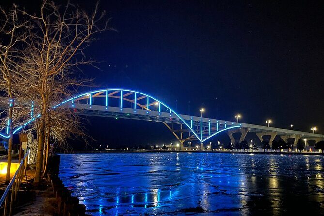 Private Christmas Lights Tour of Milwaukee Magic - Who Will Love This Tour?