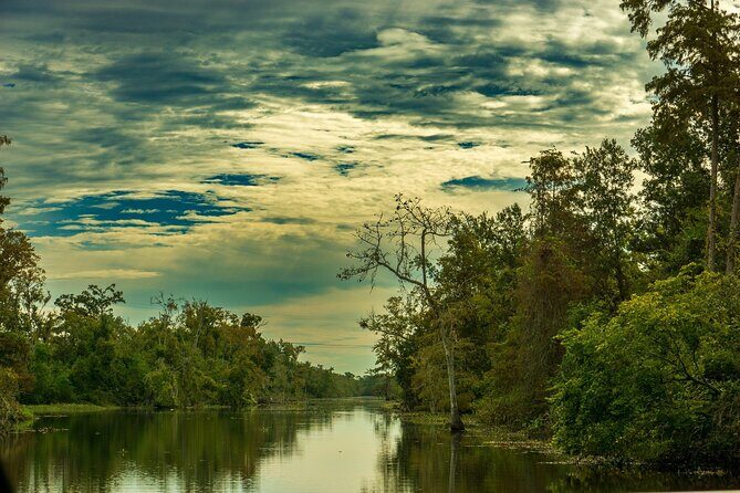 Private Day Tour from New Orleans to the Bayou and Swamps - Frequently Asked Questions