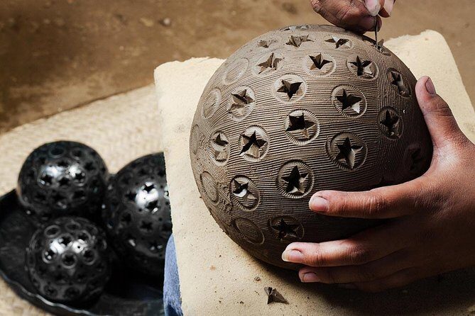 Private Day Tour including Artisan Villages of Alebrijes and Black Pottery - Practical Details and What to Expect