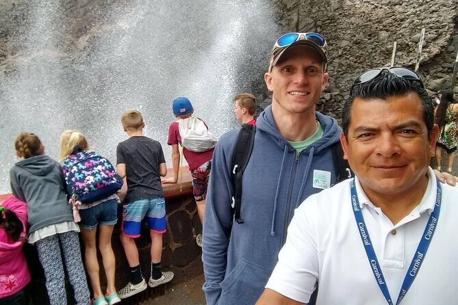 Private excursion to the bufadora and horseback riding on the beach - FAQs