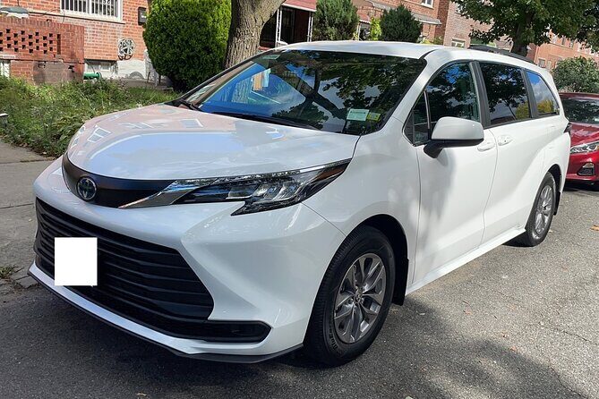 Private JFK to LGA/Newark Airport TransferYour Exclusive Ride - Detailed Review of the Service