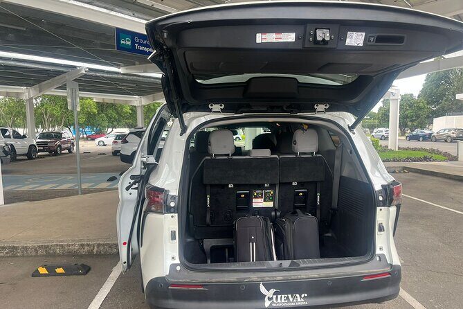 Private Luxury Transfer from the Oaxaca Airport to your Hotel - Meeting Points and Logistics