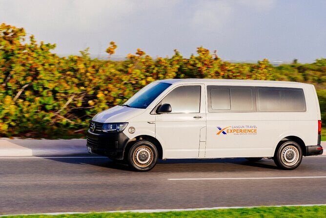Private One Way or Roundtrip Transportation to Cancun Hotels - The Sum Up