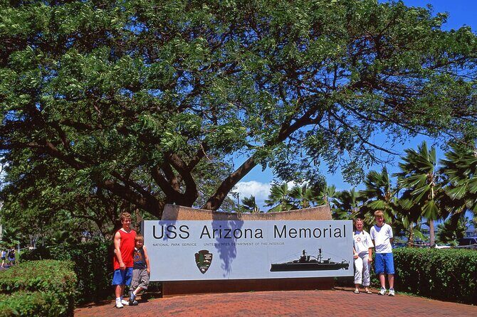 Private Pearl Harbor and Historic Honolulu Day Trip in Oahu - What We Think About the Value