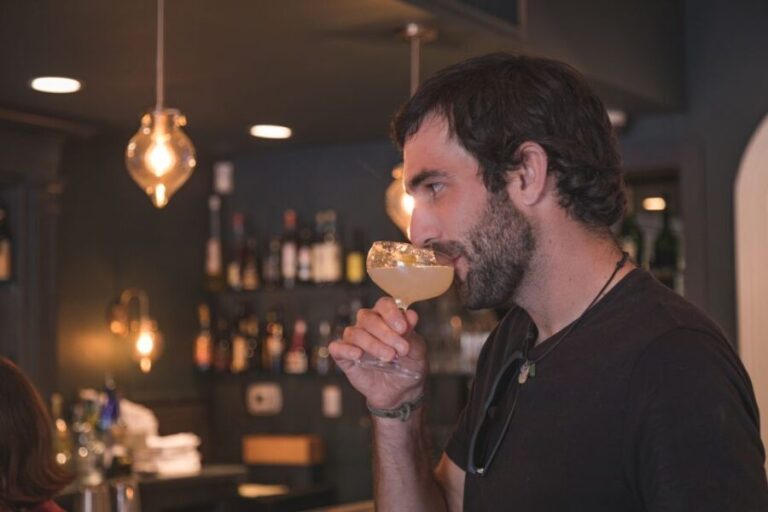 Private Seattle Tour: Craft Cocktails & Spirits Tasting - Discovering Fremont’s Famous Landmarks