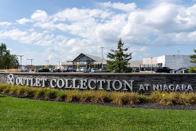 Private Shopping Tour from Niagara Falls to Outlet at Niagara - Detailed Review of the Tour Experience