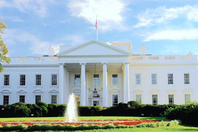 Private Small-Group Day or Night Tour with 10 Stops, Hotel Pickup - Breakdown of the Itinerary