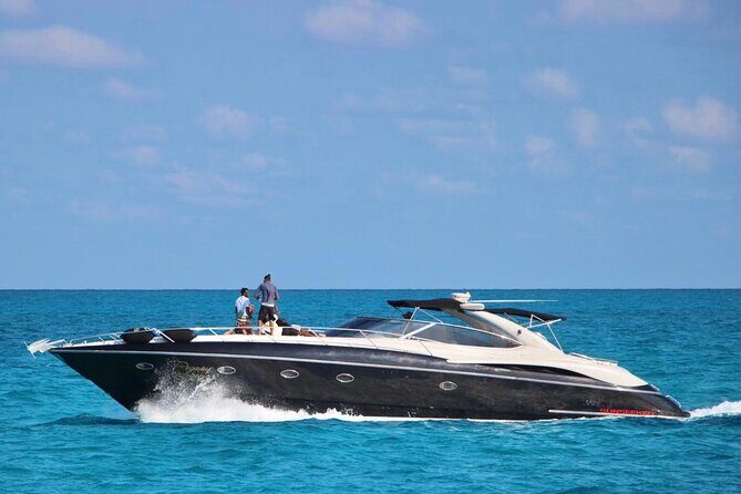 Private SUNSEEKER 60 Yacht Experience for up to 20 Guests - Why Choose This Yacht Experience?
