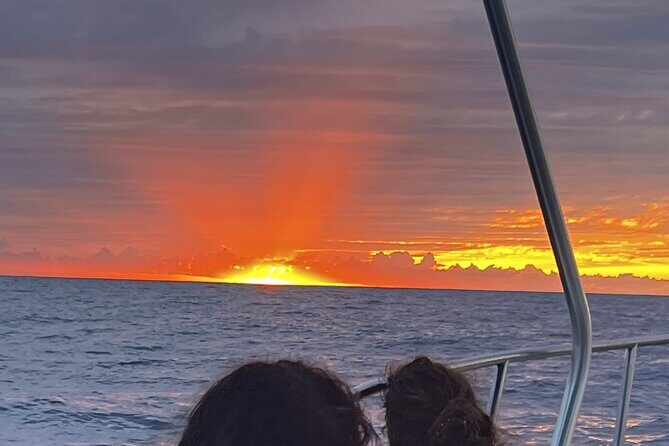 Private Sunset Cruise in Kona - Who is this experience best suited for?