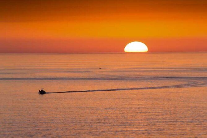 Private Sunset Cruise Tour - Key Points